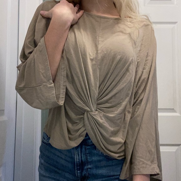 tan, wide arm, tie front - Picture 3 of 4